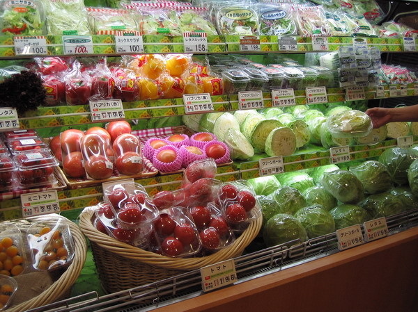福岡 Bivi百貨大樓1F的生鮮超市