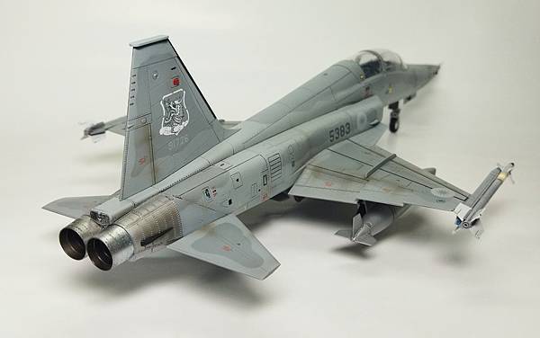 AFV 1/48 F-5F Tiger ll 中正號戰鬥機 