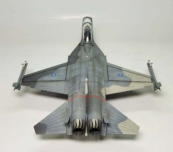 AFV 1/48 F-CK-1C 經國號彩繪機 1428