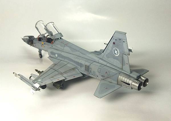 AFV 1/48 F-5F Tiger ll 中正號戰鬥機 