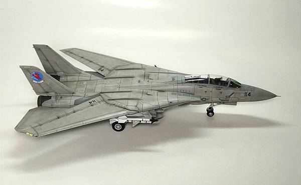 Academy 愛德美 1/72 F-14A TOP GUN