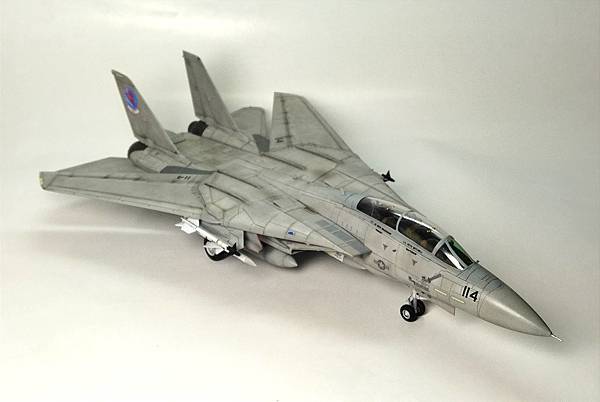 Academy 愛德美 1/72 F-14A TOP GUN