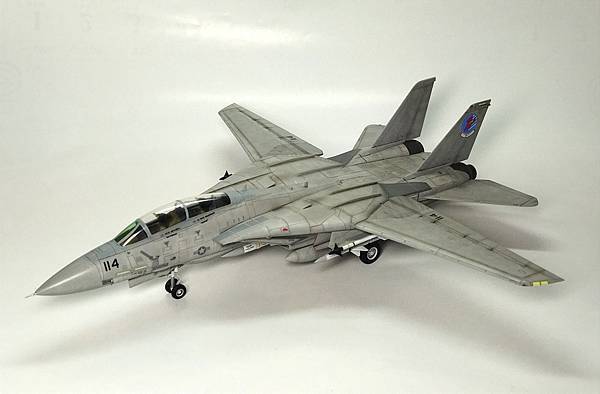 Academy 愛德美 1/72 F-14A TOP GUN