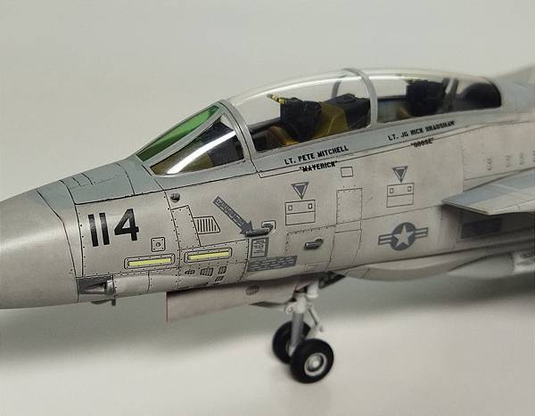 Academy 愛德美 1/72 F-14A TOP GUN