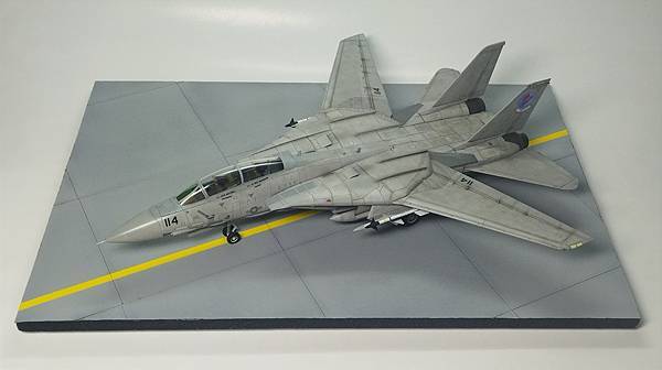 Academy 愛德美 1/72 F-14A TOP GUN