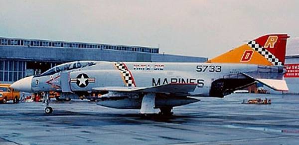 Hasegawa 長谷川 1/48 F-4J Phantom