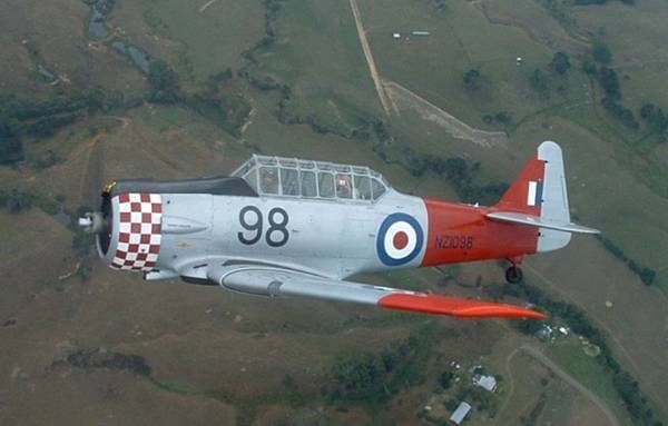 Hasegawa 1/48 AT-6D TEXAN 教練機