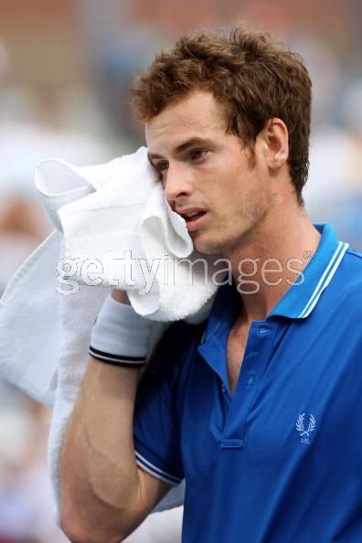 Andy Murray of the Great Britain reacts to a play during his match against Marin Cilic of Croatia during day nine of the 2009 U.S. Open  1.jpg