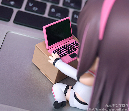 【手办】嗨多磨!【世界首位人工智障】「黏土人绊爱」3月16日(五)预购开跑 模玩萌物 |趣动漫 【手办】嗨多磨!【世界首位人工智障】「黏土人绊爱」3月16日(五)预购开跑- 趣动漫