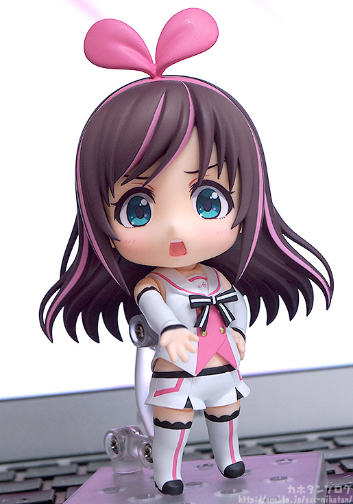 【手办】嗨多磨!【世界首位人工智障】「黏土人绊爱」3月16日(五)预购开跑 模玩萌物 |趣动漫 【手办】嗨多磨!【世界首位人工智障】「黏土人绊爱」3月16日(五)预购开跑- 趣动漫