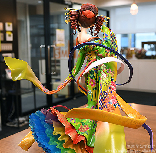 o0515050614260400357.jpg 重音,V家,手办