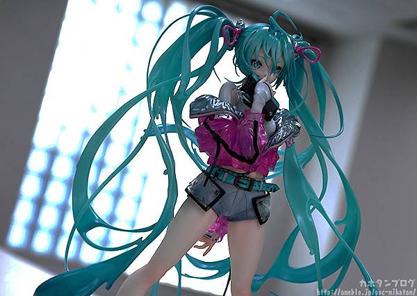 初音未來 with SOLWA01.jpg 初音未來 with SOLWA01.jpg