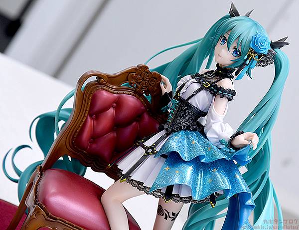 初音未來 Rose Cage Ver.14.jpg