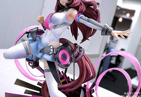 美浦波旁 ~栗髮改造人~01.jpg 美浦波旁 ~栗髮改造人~01.jpg