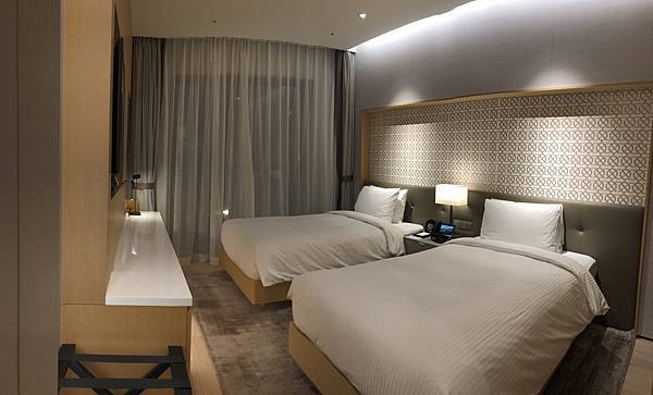 IMG_4930.JPG IMG_4930.JPG