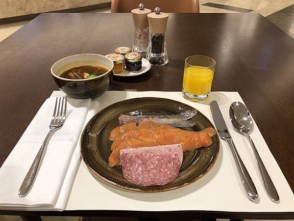 IMG_4992.JPG IMG_4992.JPG