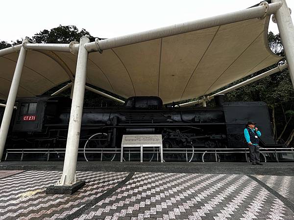 【基隆掀風潮旅遊】情人湖公園、湖海灣、和平島地質公園、諸聖教