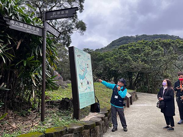 【基隆掀風潮旅遊】情人湖公園、湖海灣、和平島地質公園、諸聖教