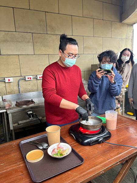 【基隆掀風潮旅遊】情人湖公園、湖海灣、和平島地質公園、諸聖教