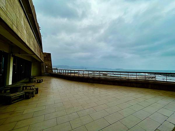 【基隆掀風潮旅遊】情人湖公園、湖海灣、和平島地質公園、諸聖教