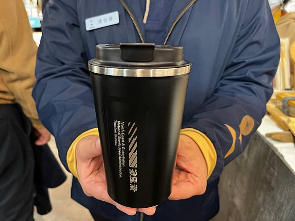 【基隆掀風潮旅遊】情人湖公園、湖海灣、和平島地質公園、諸聖教