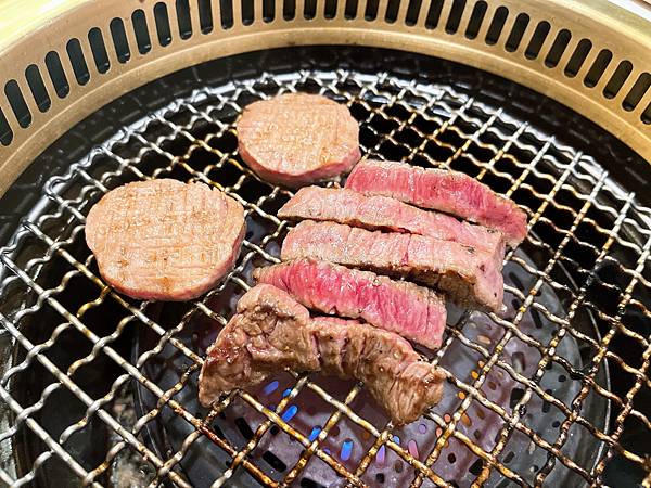 【台北信義餐廳】老井極上燒肉(台北信義店)-御品老井套餐/日
