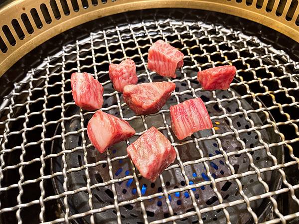 【台北信義餐廳】老井極上燒肉(台北信義店)-御品老井套餐/日
