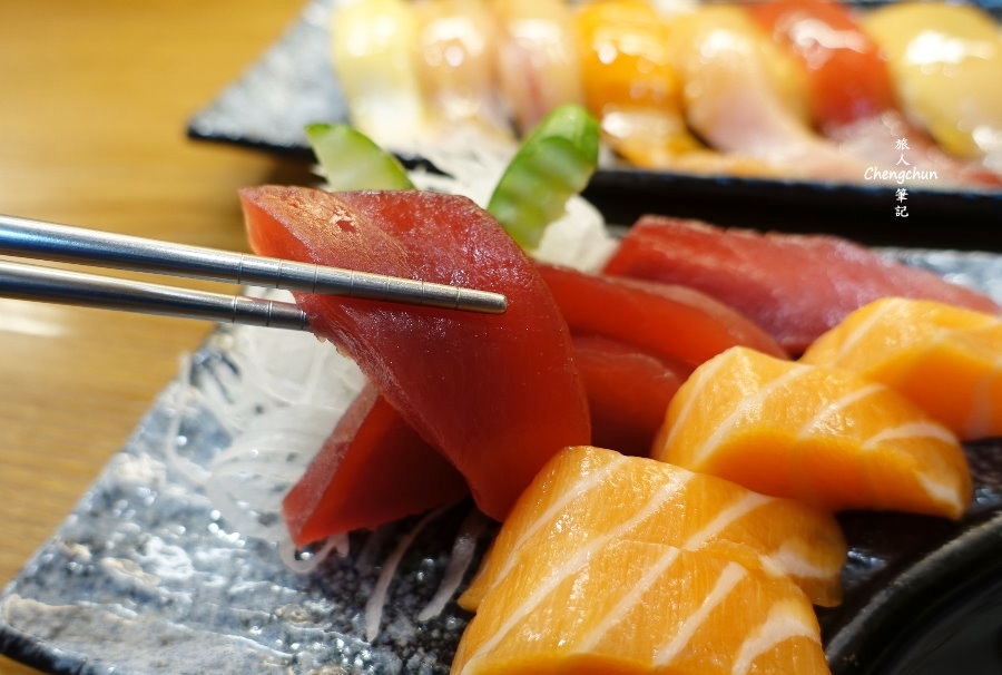 基隆美食日本料理，仁愛市場 鈺刺身丼，丼飯、生魚片、握壽司專