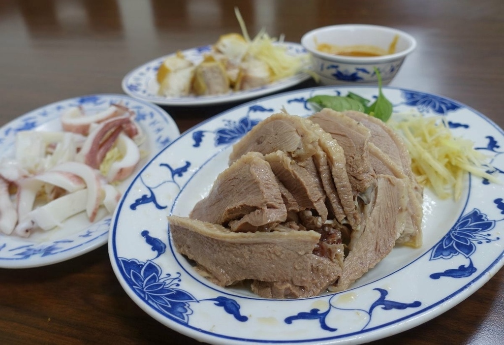 宜蘭市美食懶人包，三天兩夜這樣吃 ! 肉羹、抹茶、羊排麵、豆