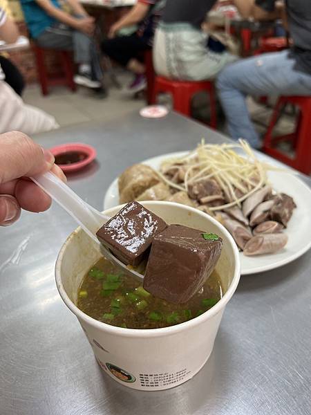 基隆美食，孝三大腸圈，道地台灣小吃