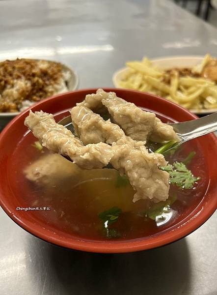 新北市新店區美食，阿金老圓環滷肉飯，老店樸實好味道。