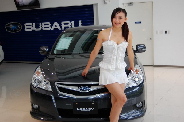 2009_tas_subaru_sg_preview_37.jpg