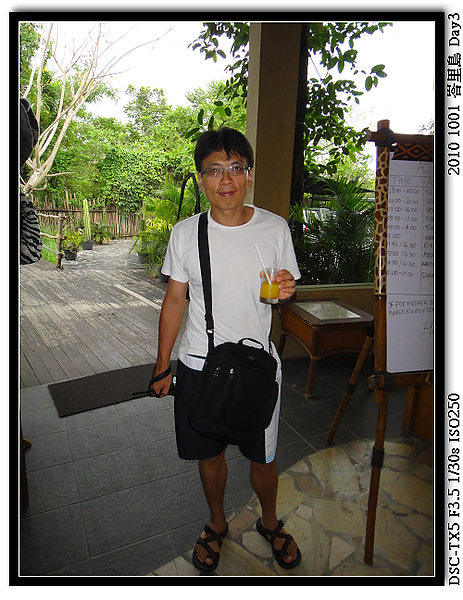 CS_035_nEO_IMG.jpg CS_035_nEO_IMG.jpg