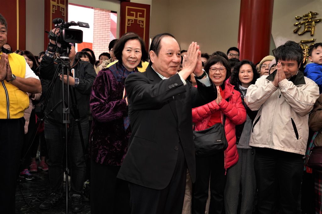 4師父禮敬主尊 觀世音菩薩-1.jpg 4師父禮敬主尊 觀世音菩薩-1.jpg