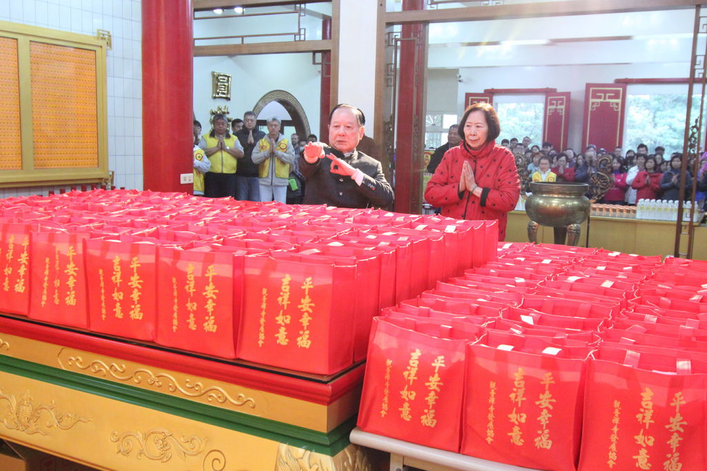 福袋-平安米-師父加持1.JPG 福袋-平安米-師父加持1.JPG