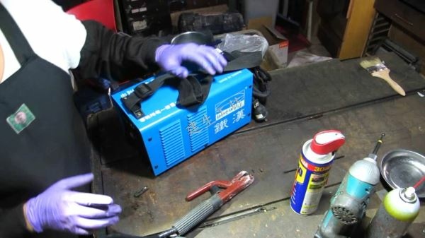 漢特威 鐵漢牌 S200 變頻式 電焊機 AC 110V220V 影片過程 Part 1。.mp4_000041041.jpg