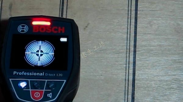BOSCH 博士 牆體管路探測儀 D-TECT 100 暨 120 簡易說明教學 影片過程 Part 1。.mp4_000972671.jpg