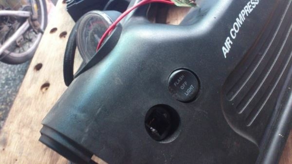 個人簡易工程-第34篇- 汽車型 打氣機 維修保養 -製作紀
