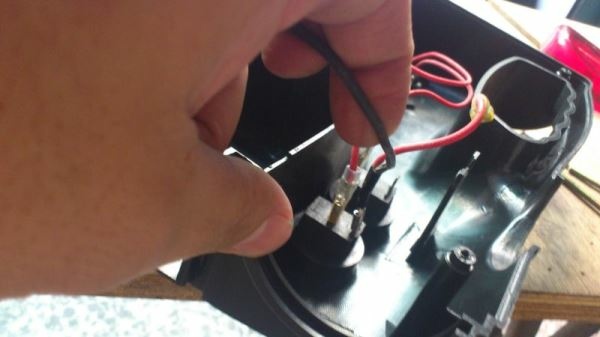 個人簡易工程-第34篇- 汽車型 打氣機 維修保養 -製作紀
