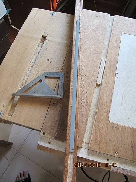 個人簡易工程-第51篇- 鑽台 台鑽 鑽床 -製作紀錄 個人簡易工程-第51篇- 鑽台 台鑽 鑽床 -製作紀錄