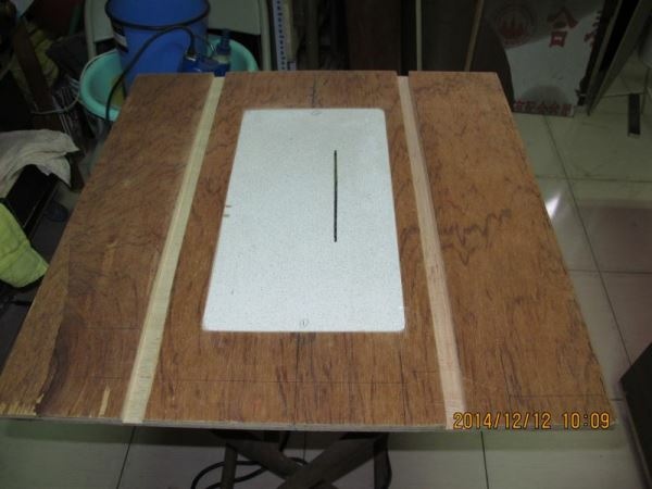個人簡易工程-第50篇- 桌上型 輕便型 小型推鋸台 -製作