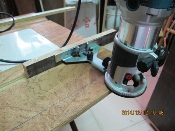 個人簡易工程-第50篇- 桌上型 輕便型 小型推鋸台 -製作