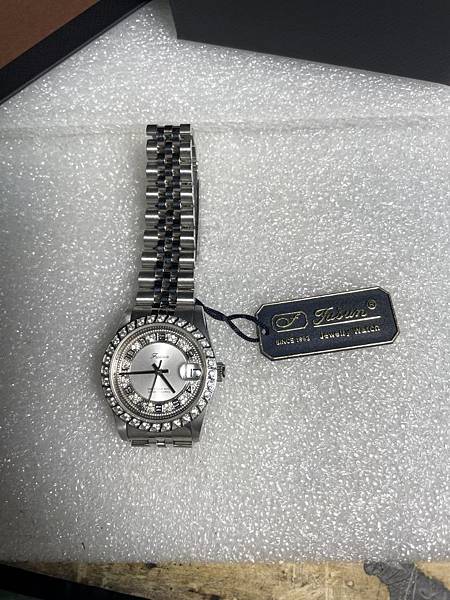 高雄 小港區 桂林 - 全新手錶 Fusun 紳富鑽錶 A款 高雄 小港區 桂林 - 全新手錶 Fusun 紳富鑽錶 A款
