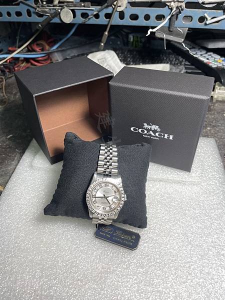 高雄 小港區 桂林 - 全新手錶 Fusun 紳富鑽錶 A款 高雄 小港區 桂林 - 全新手錶 Fusun 紳富鑽錶 A款