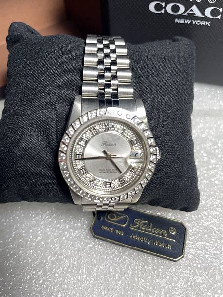 高雄 小港區 桂林 - 全新手錶 Fusun 紳富鑽錶 A款 高雄 小港區 桂林 - 全新手錶 Fusun 紳富鑽錶 A款