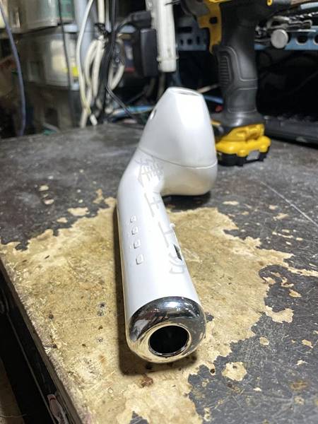 高雄 小港區 桂林 - 2手 Airpods 音響 8成新 高雄 小港區 桂林 - 2手 Airpods 音響 8成新