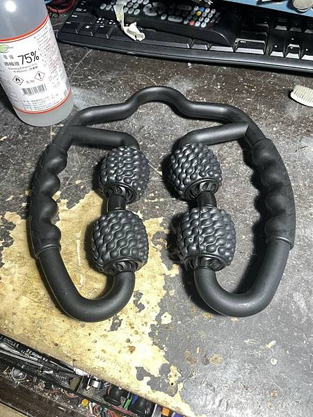 高雄 小港區 桂林 - 2手 雙按摩滾輪 8成新 出售 - 