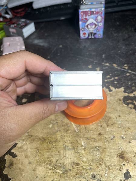 高雄 小港區 桂林 - 2手 鋼鐵人 Iron Man 迷你 高雄 小港區 桂林 - 2手 鋼鐵人 Iron Man 迷你