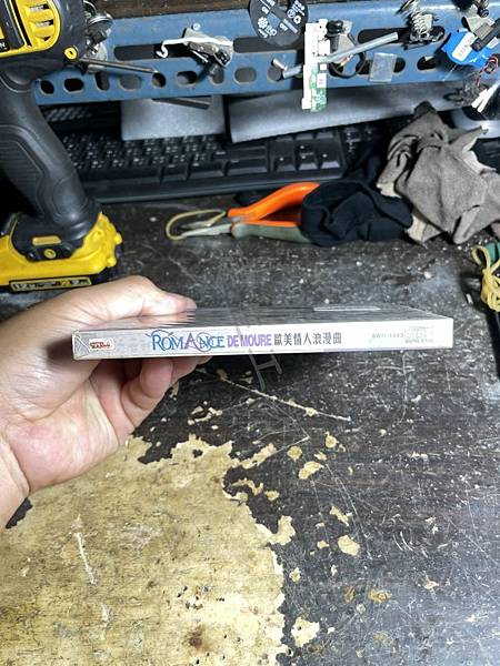 高雄 小港區 桂林 - 2手全新 歐美情人浪漫曲 Vol.3 高雄 小港區 桂林 - 2手全新 歐美情人浪漫曲 Vol.3