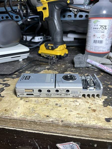 高雄 小港區 桂林 - 2手ZOOM Q3HD 2.4 吋 